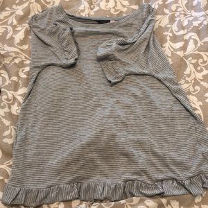 ModCloth open back ruffle hem tee